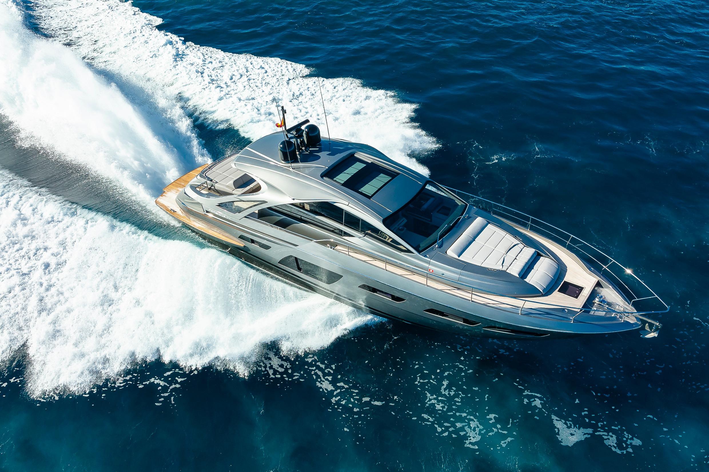2021 Pershing 7X
