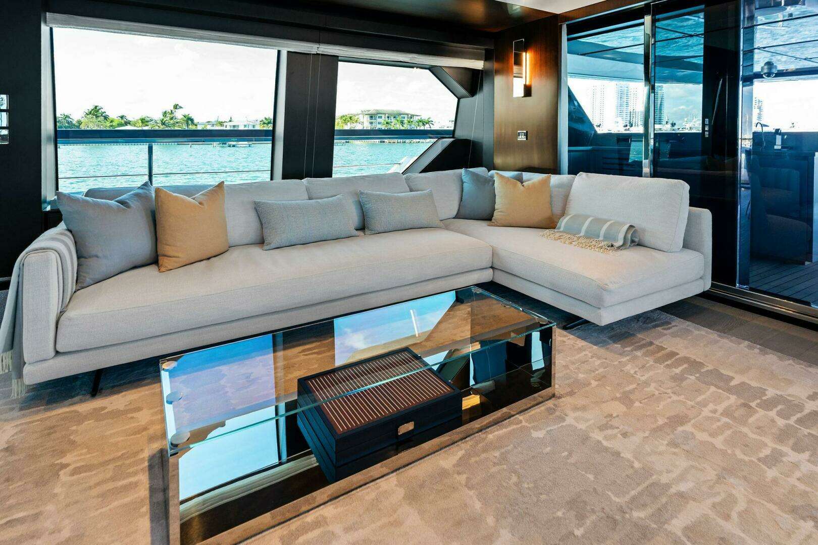 2025 Riva Bellissima - Image 40