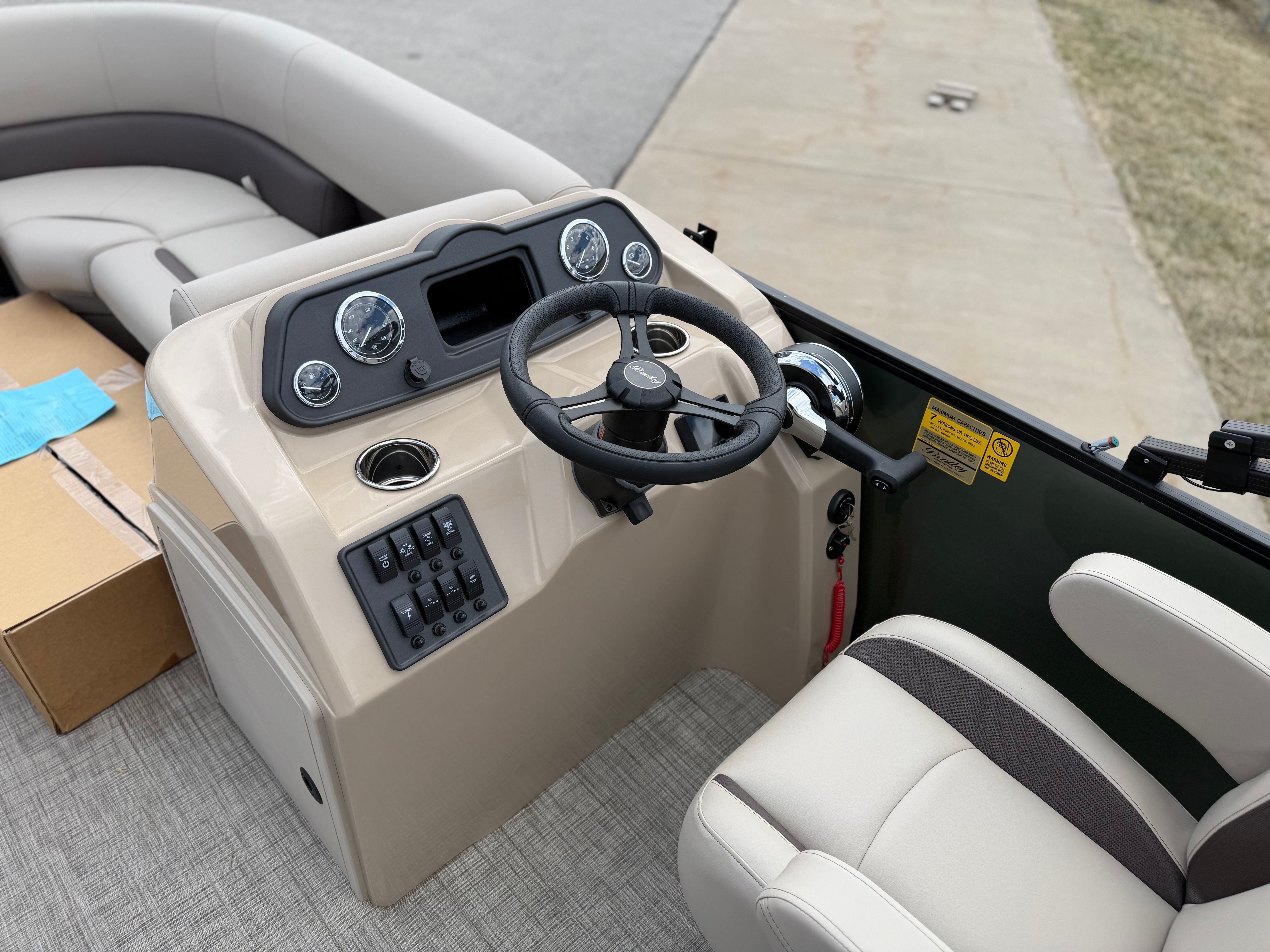 2026 Bentley Pontoons LE 160 CR - 10