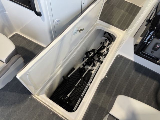 2026 Yamaha Boats SX190 - 23