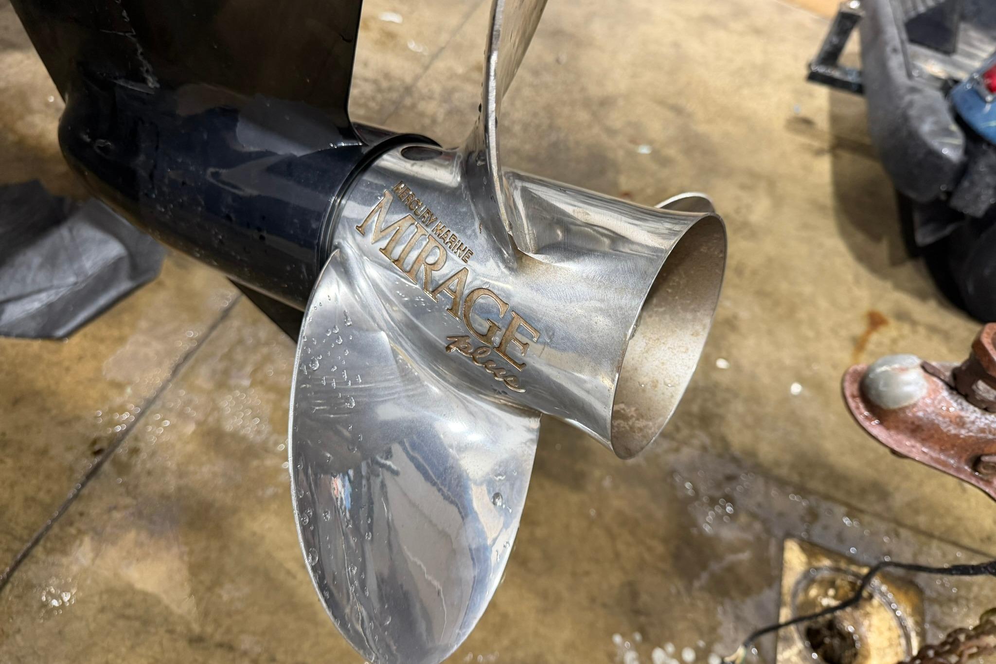 Polished Mirage Plus propeller on a 2020 Bennington SX 22 SFX boat.