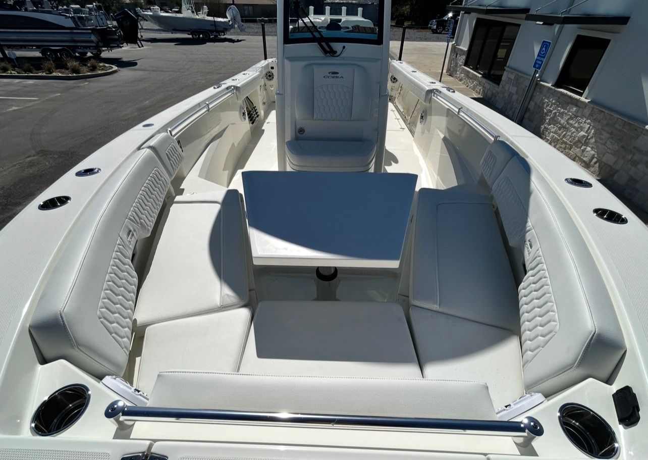 2026 Cobia 285CC - 10