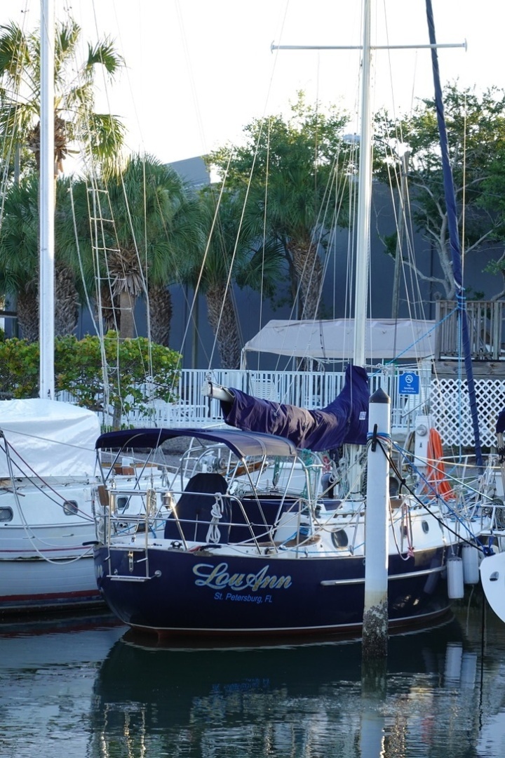 1987 Pacific Seacraft — - Image 11