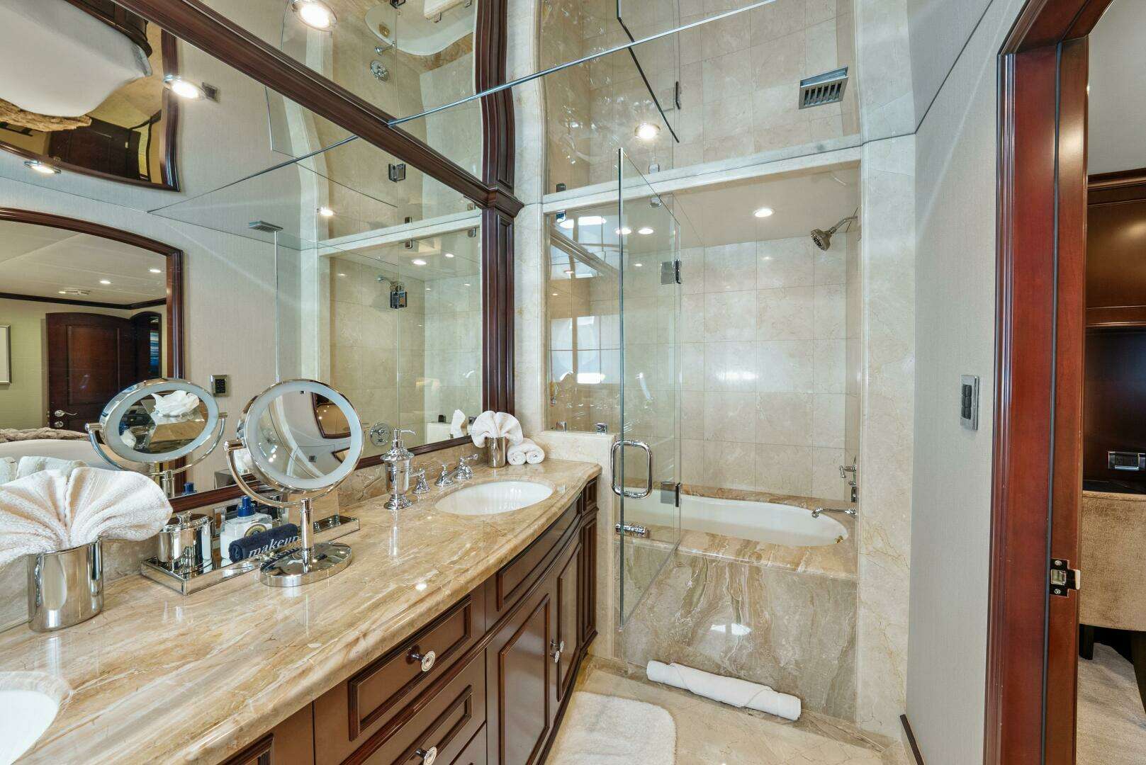2005 Trinity Yachts Tri-Deck - Image 26