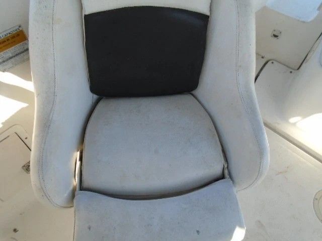 2000 Chaparral Sunesta 232 - 9