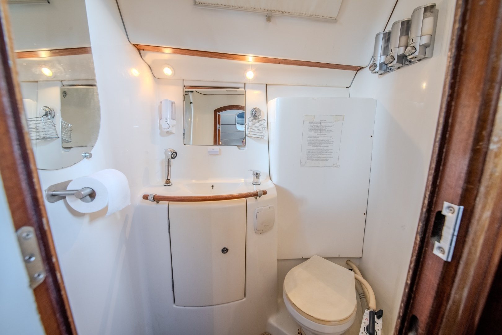 2002 Beneteau 393 - Image 42