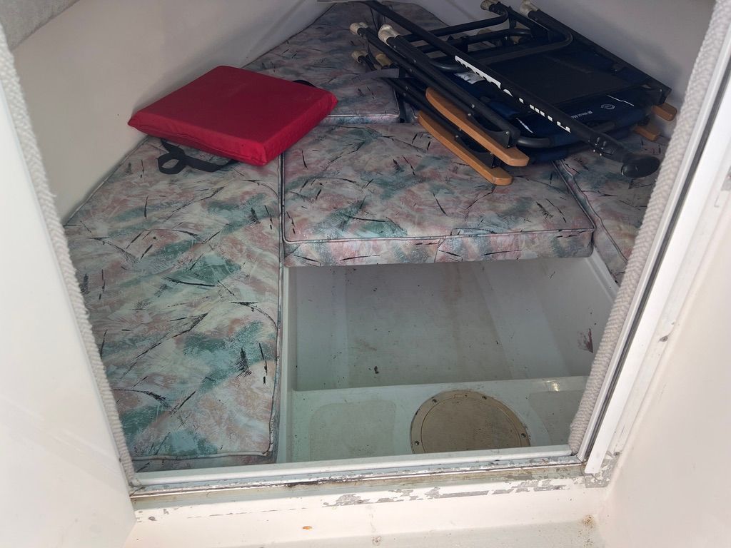 1996 Offshore Yachts Cuddy Cabin - 16