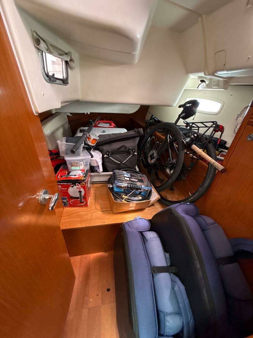 2012 Beneteau 43 - Image 107