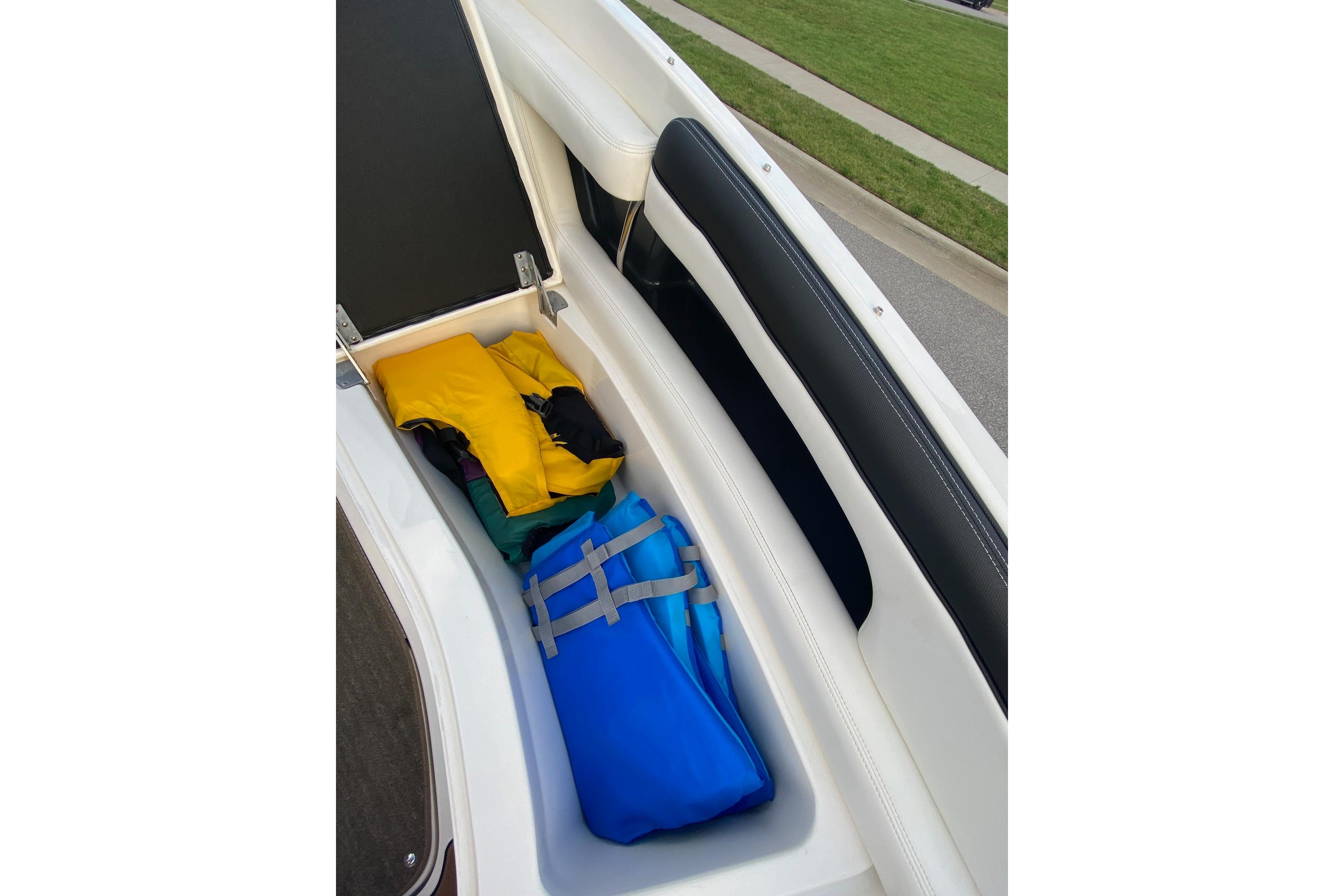 2014 Sea Ray 280 Sundeck - 38
