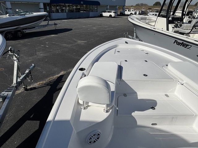 2026 Sportsman Masters 247 Bay Boat - 26