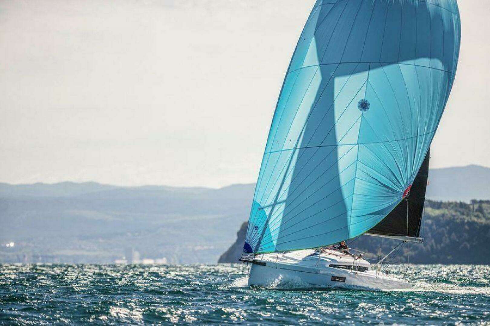 2026 Beneteau First 30 - Image 4