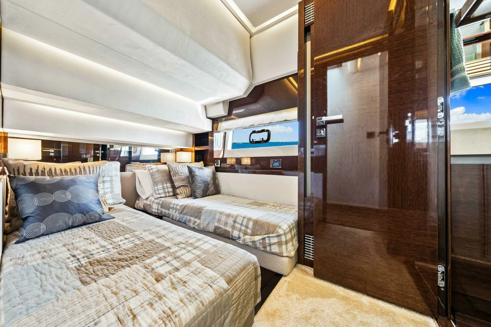 2019 Prestige 630 Flybridge - Image 55