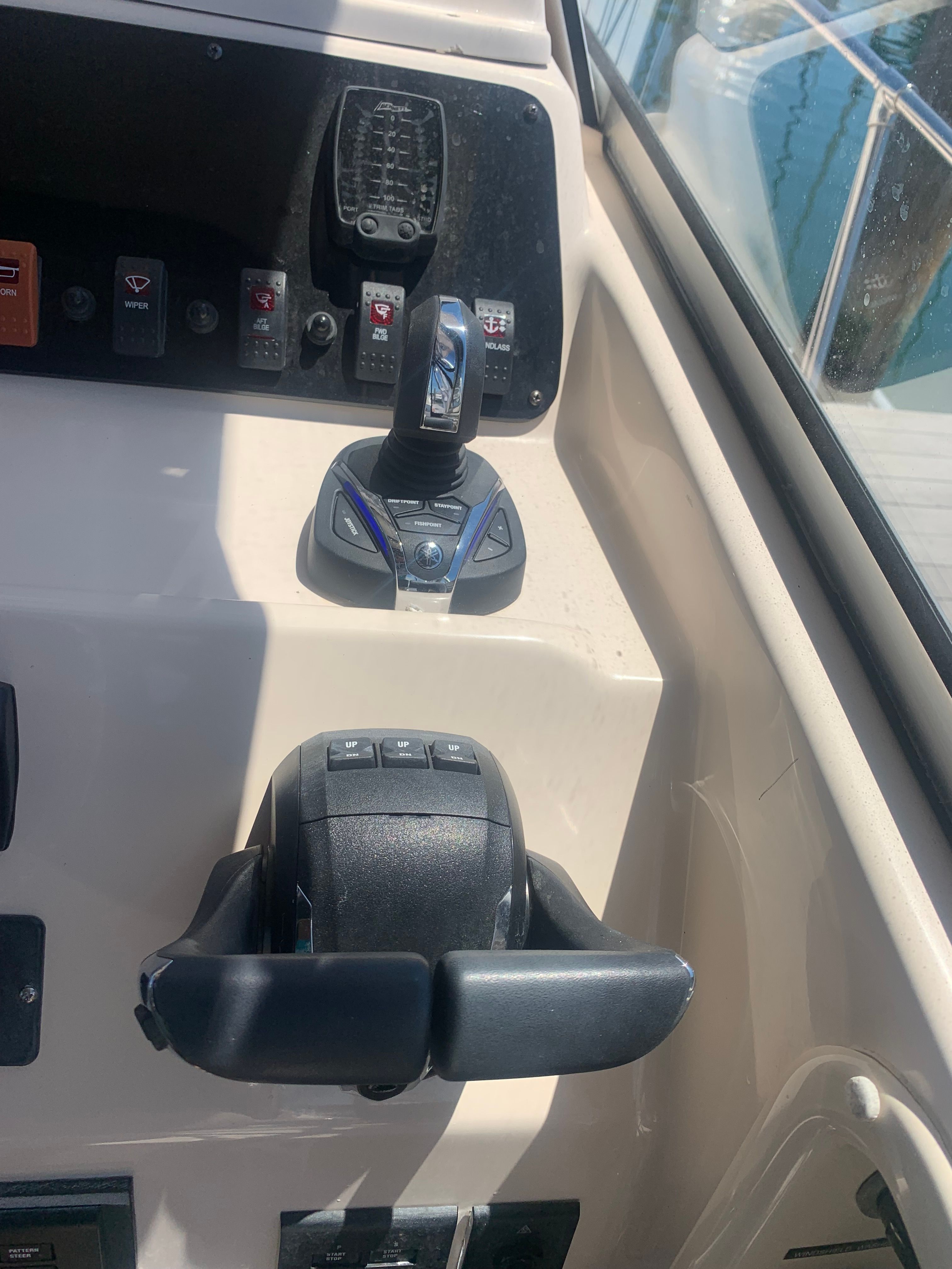 2007 Grady-White Marlin 300 - 5