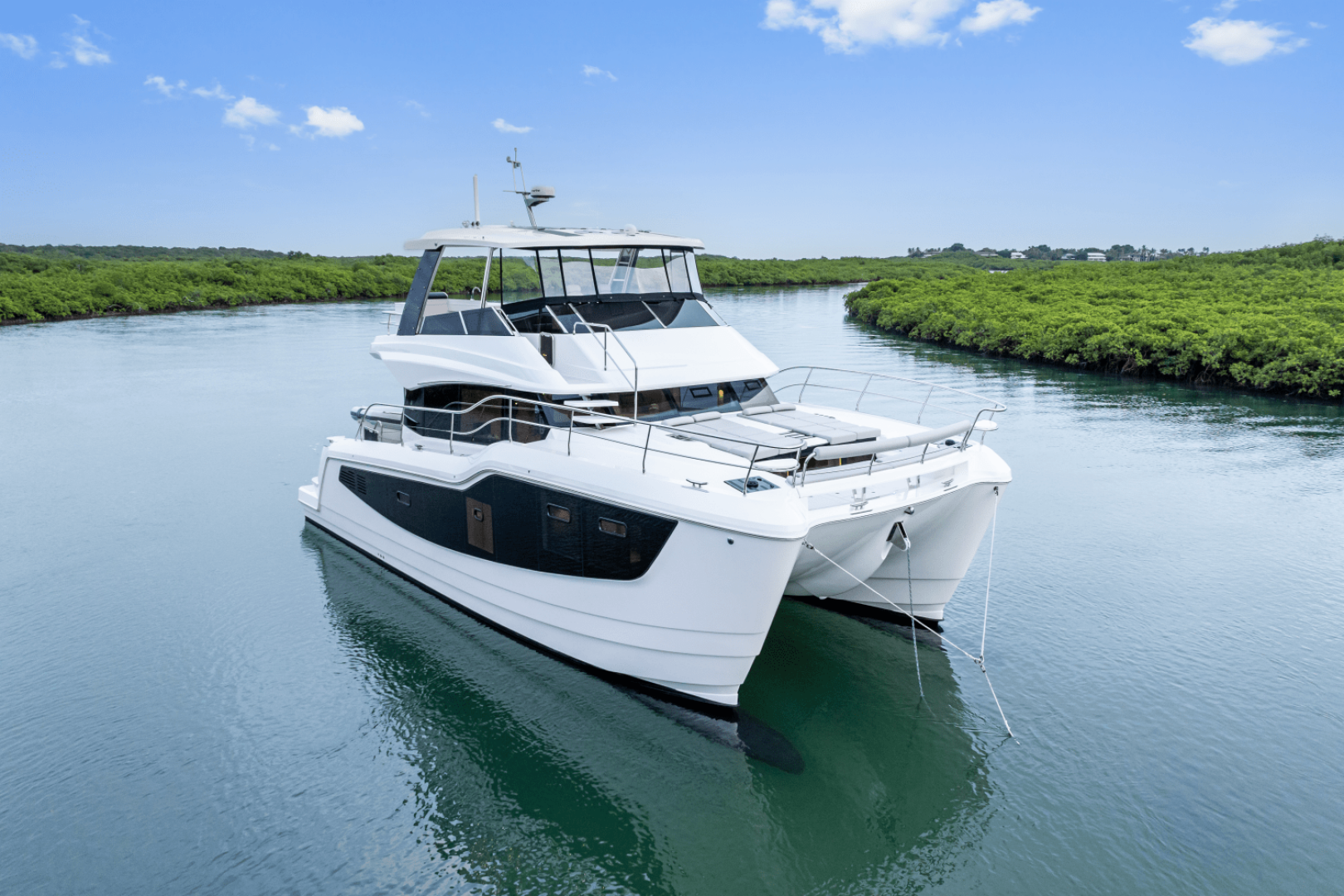 2026 Aquila 50 Yacht - Image 26