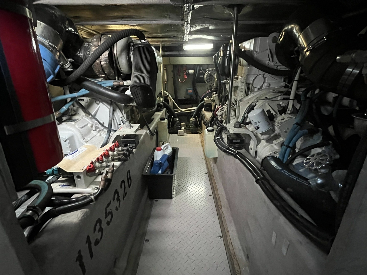 2003 Sea Ray 480 Sedan Bridge - Image 47