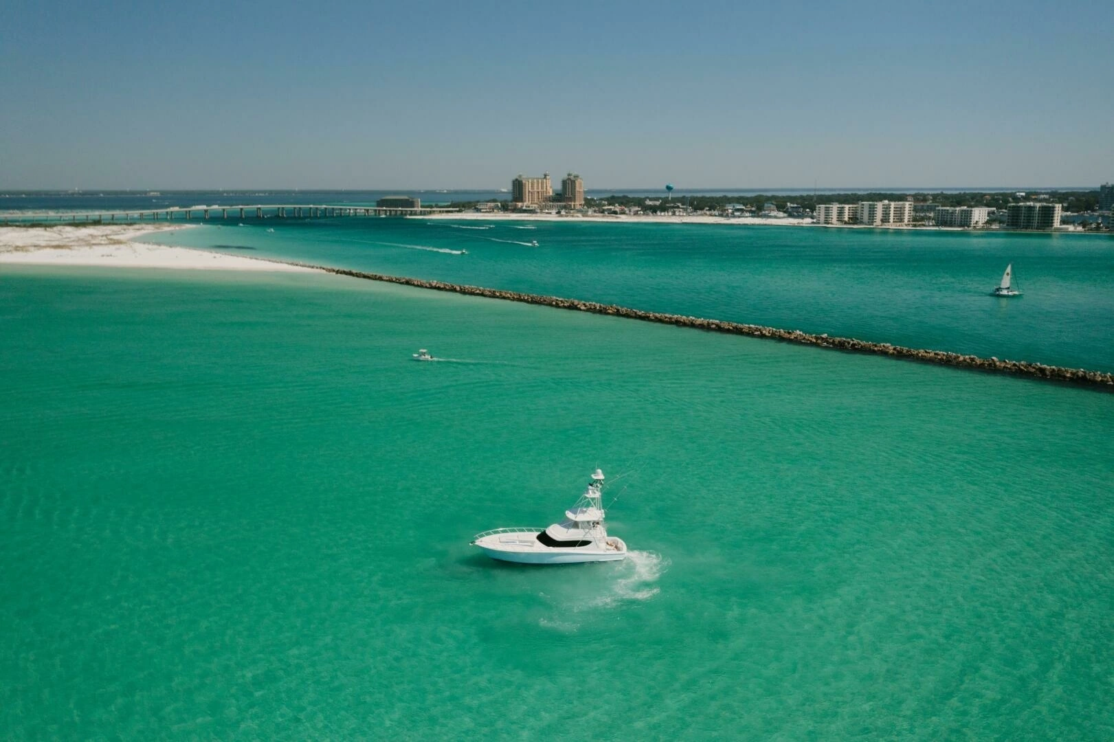 2016 Hatteras GT60 - Image 74