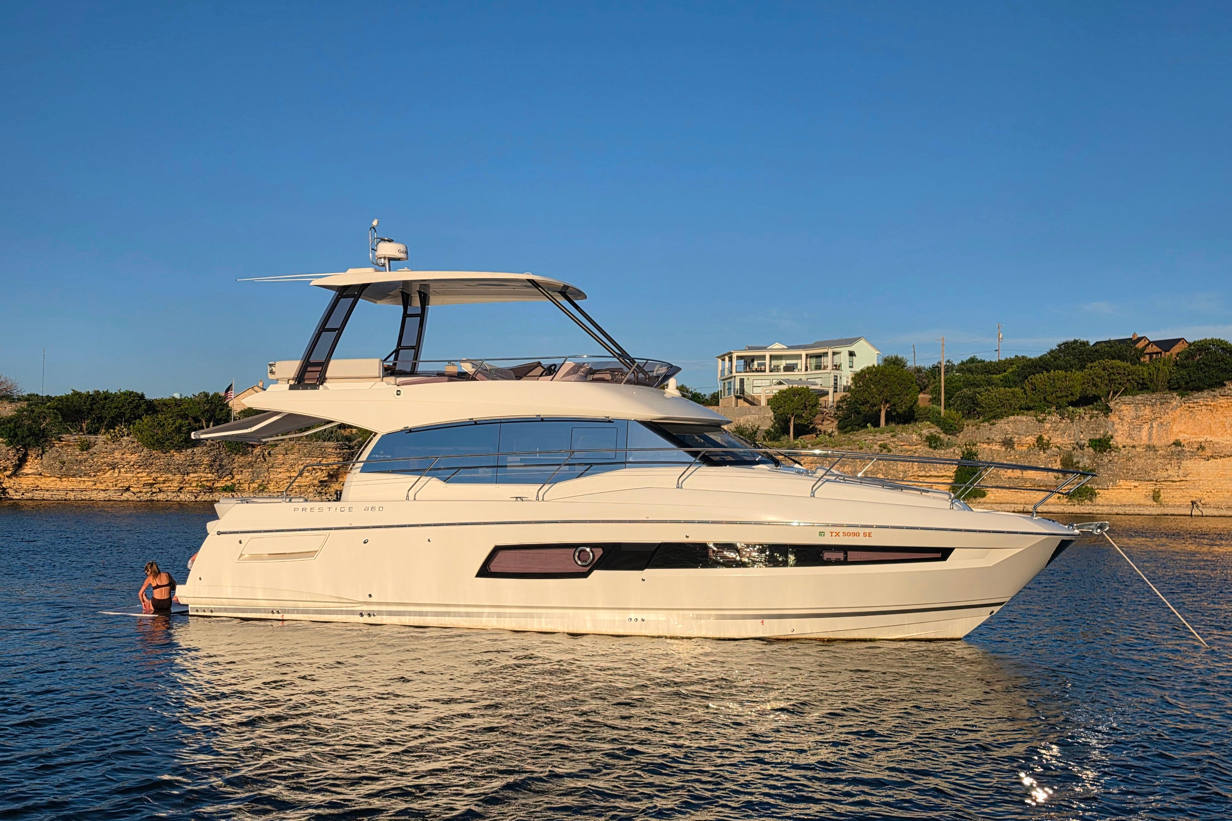 2025 Prestige 460