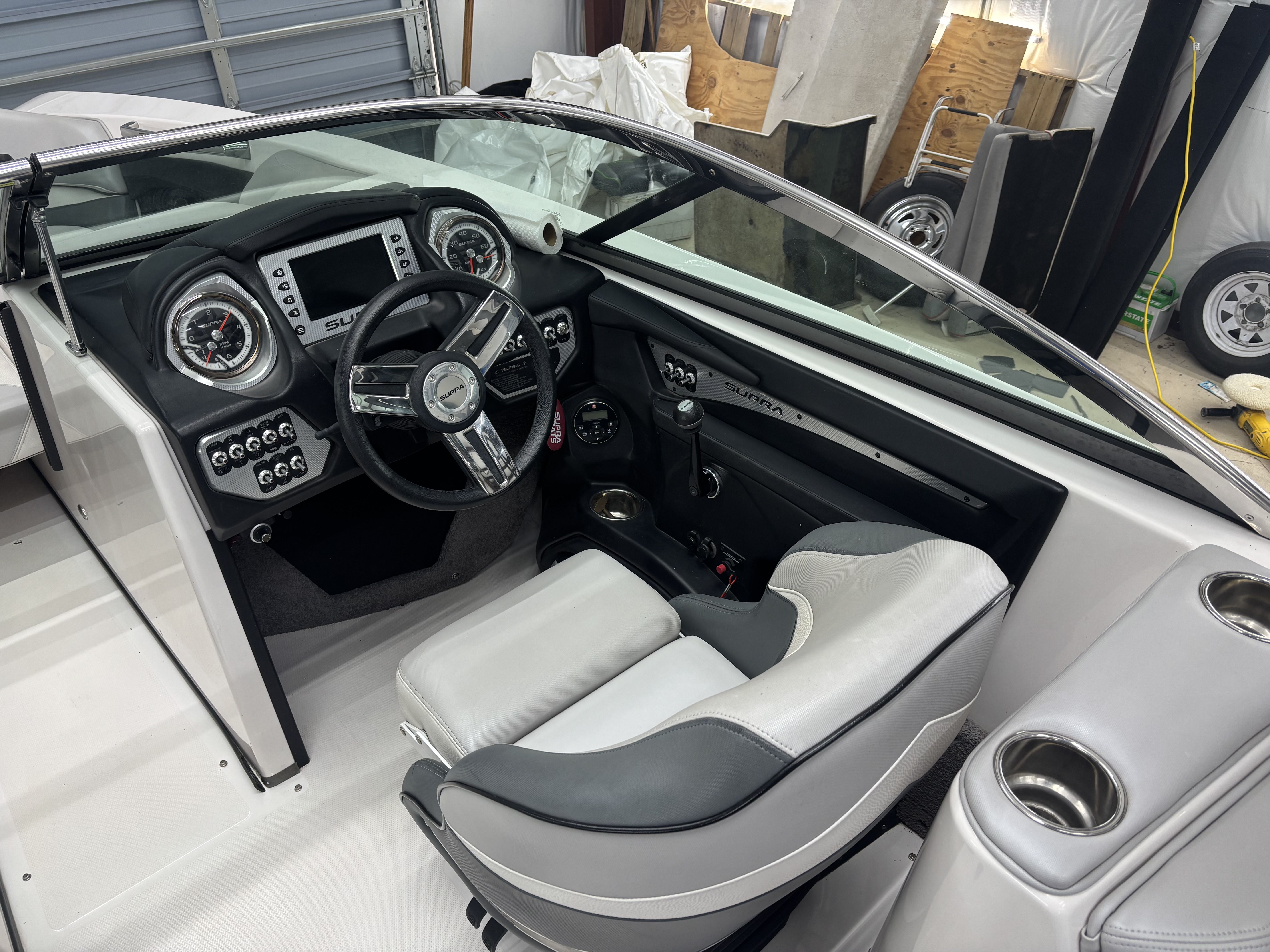 2013 Supra Launch SA350 - 12