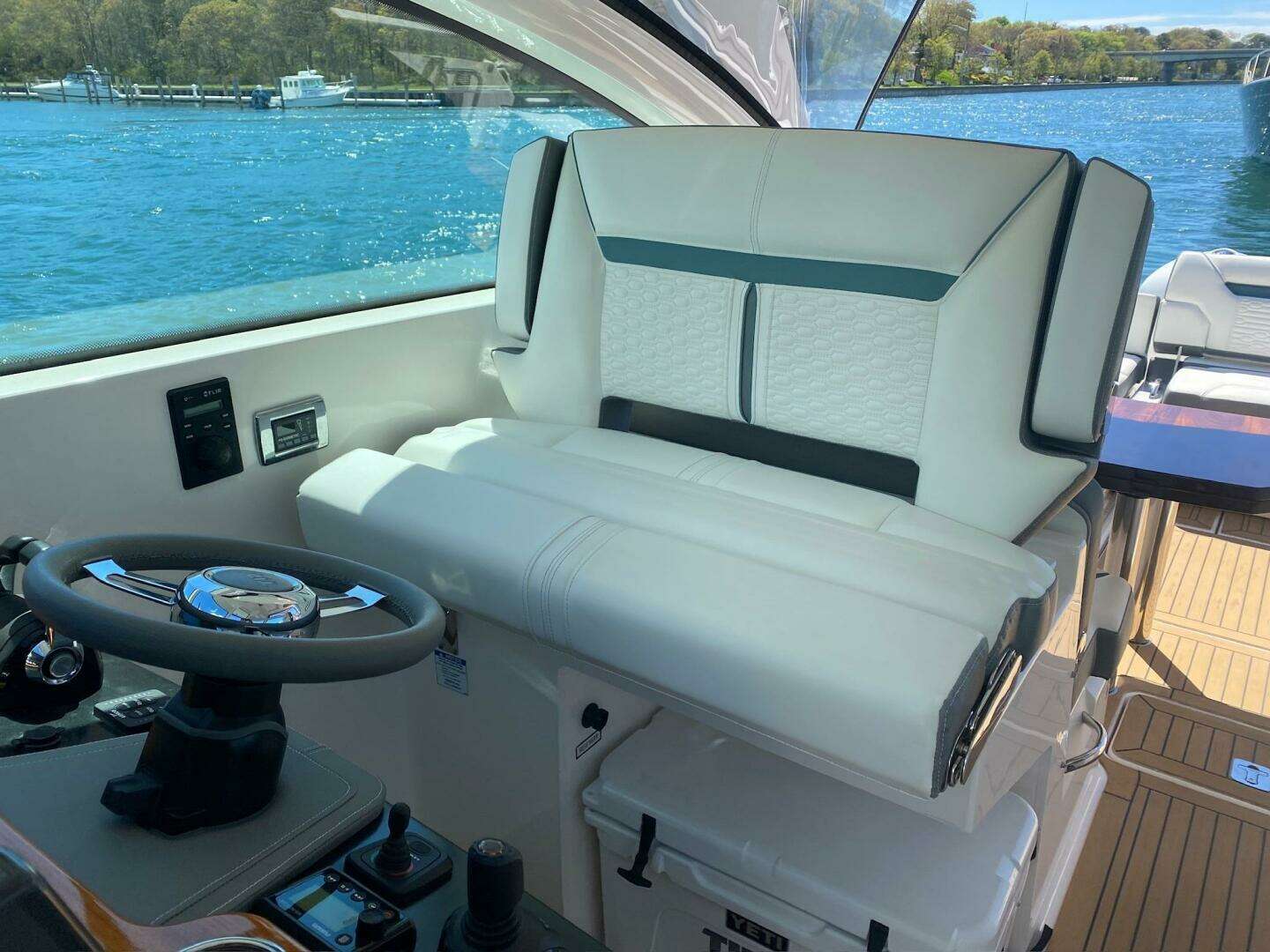 2019 Tiara Yachts 34LX - Image 24
