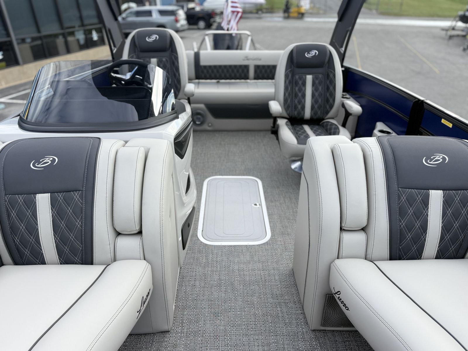 2026 Barletta Lusso L25UCA - 12