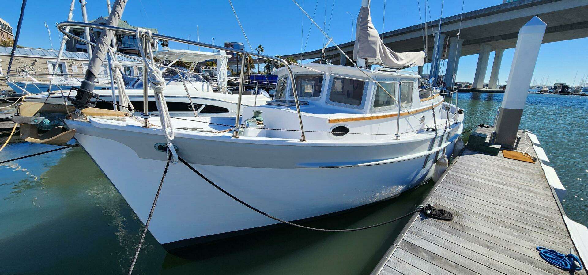 1996 Tillotson-Pearson Motorsailer 32 - Image 9