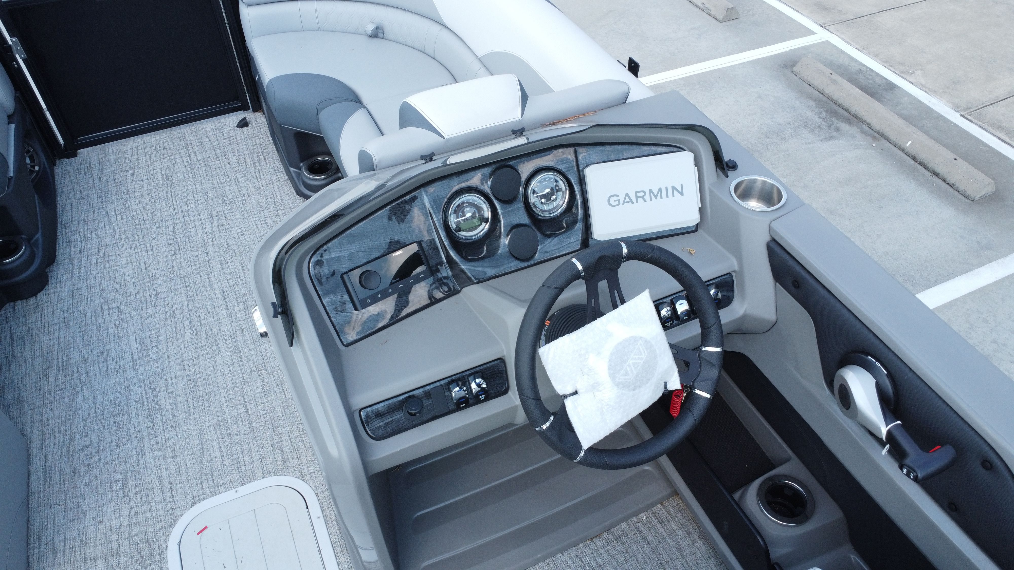 2025 Avalon LSZ Quad Lounge - 23' - 29