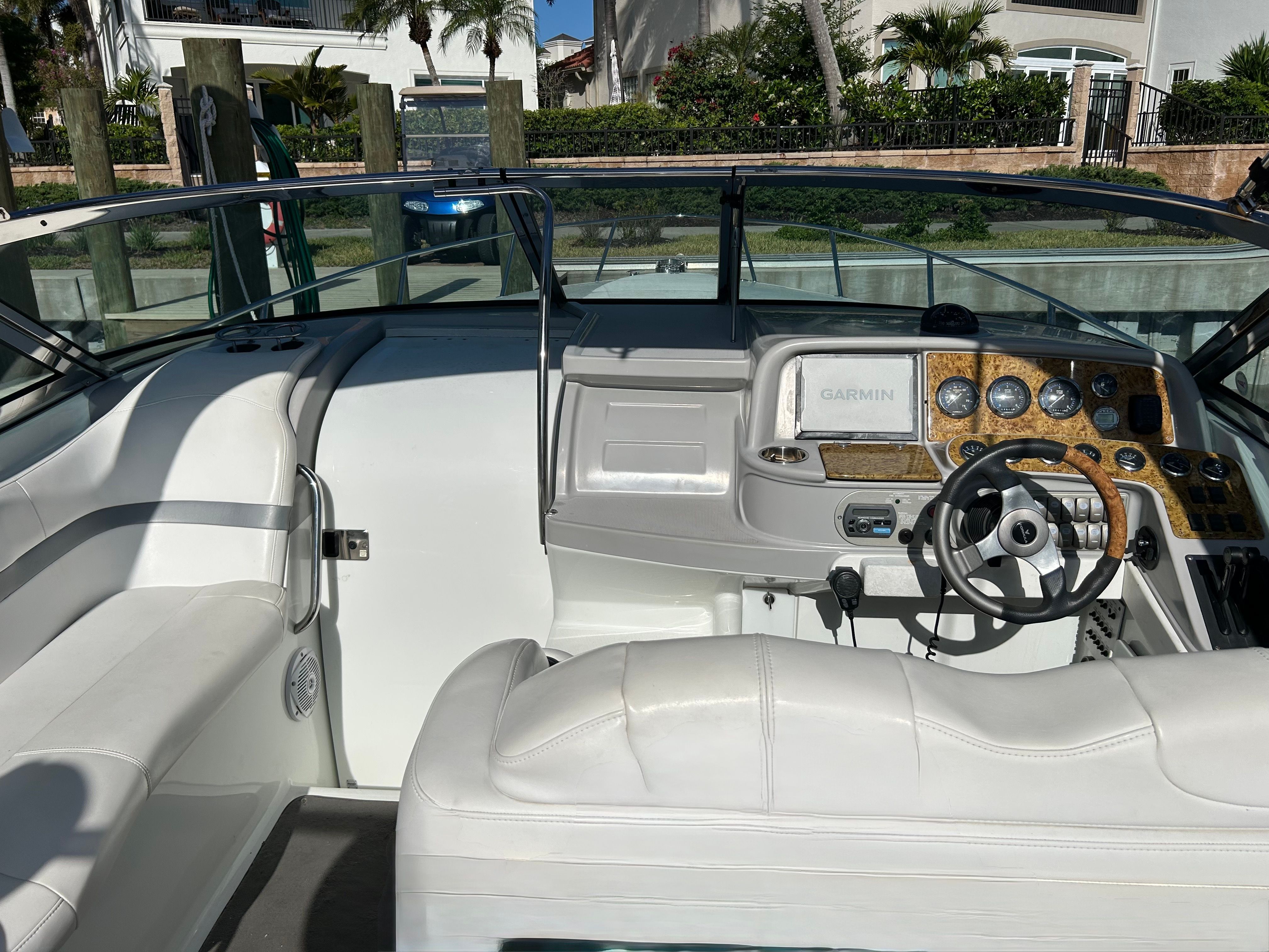 2007 Formula 330 Sun Sport - 10