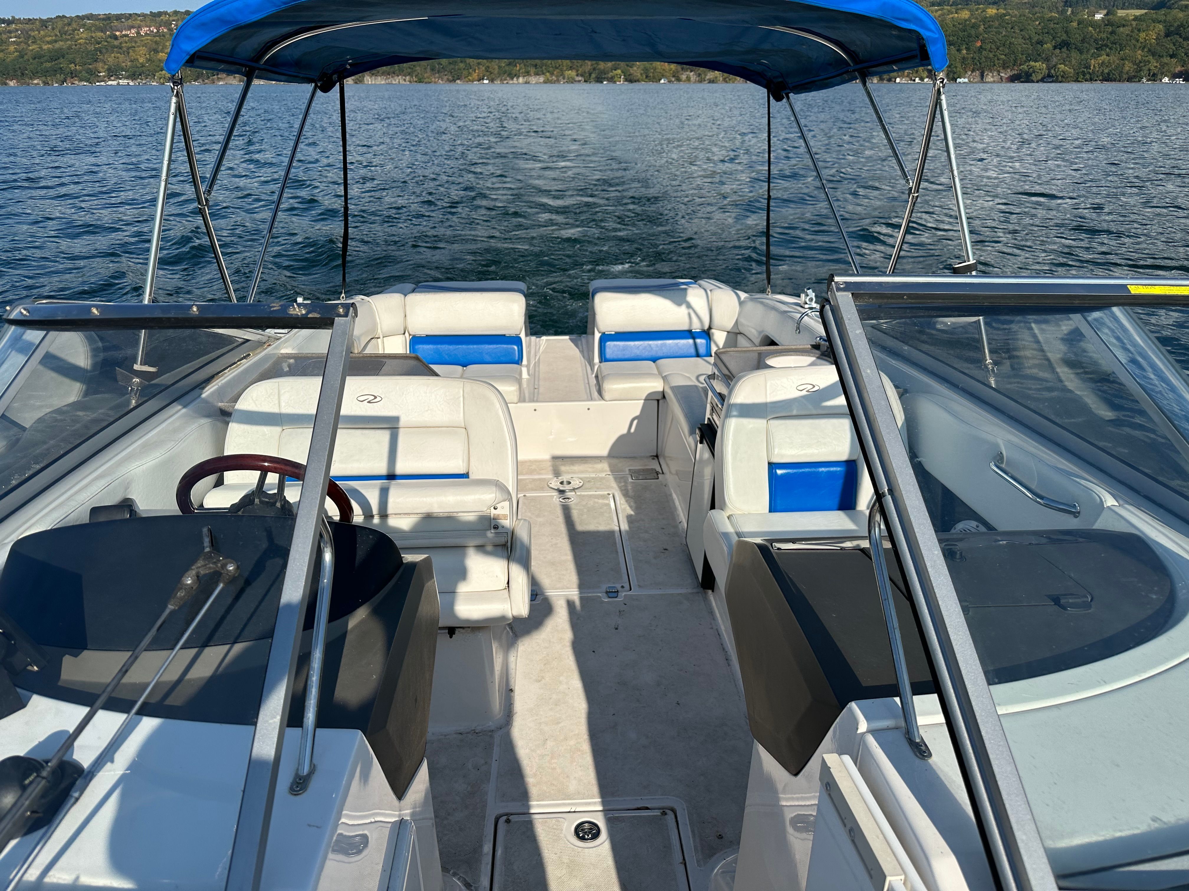 2007 Regal 2700 Bowrider - 6