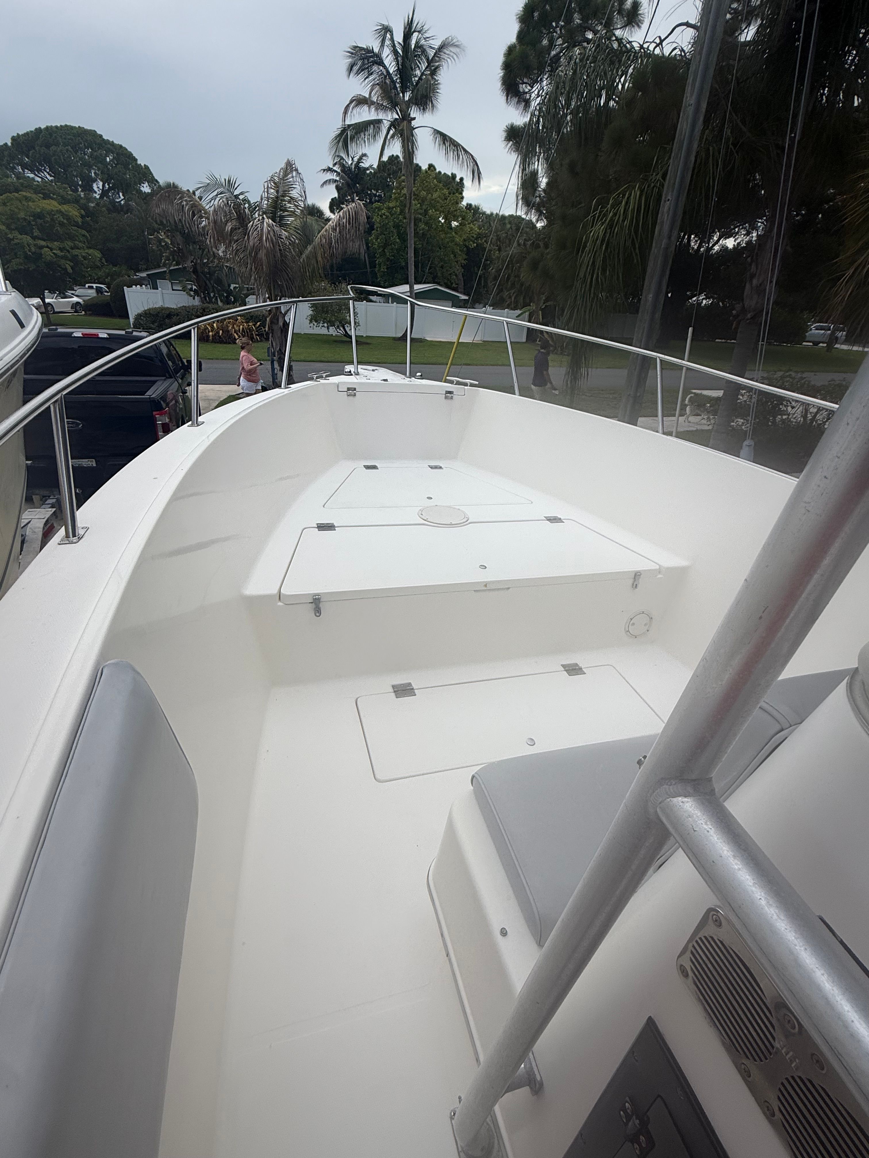 The image shows the deck of a 1994 Hydra-Sports Vector 2550 cc boat.