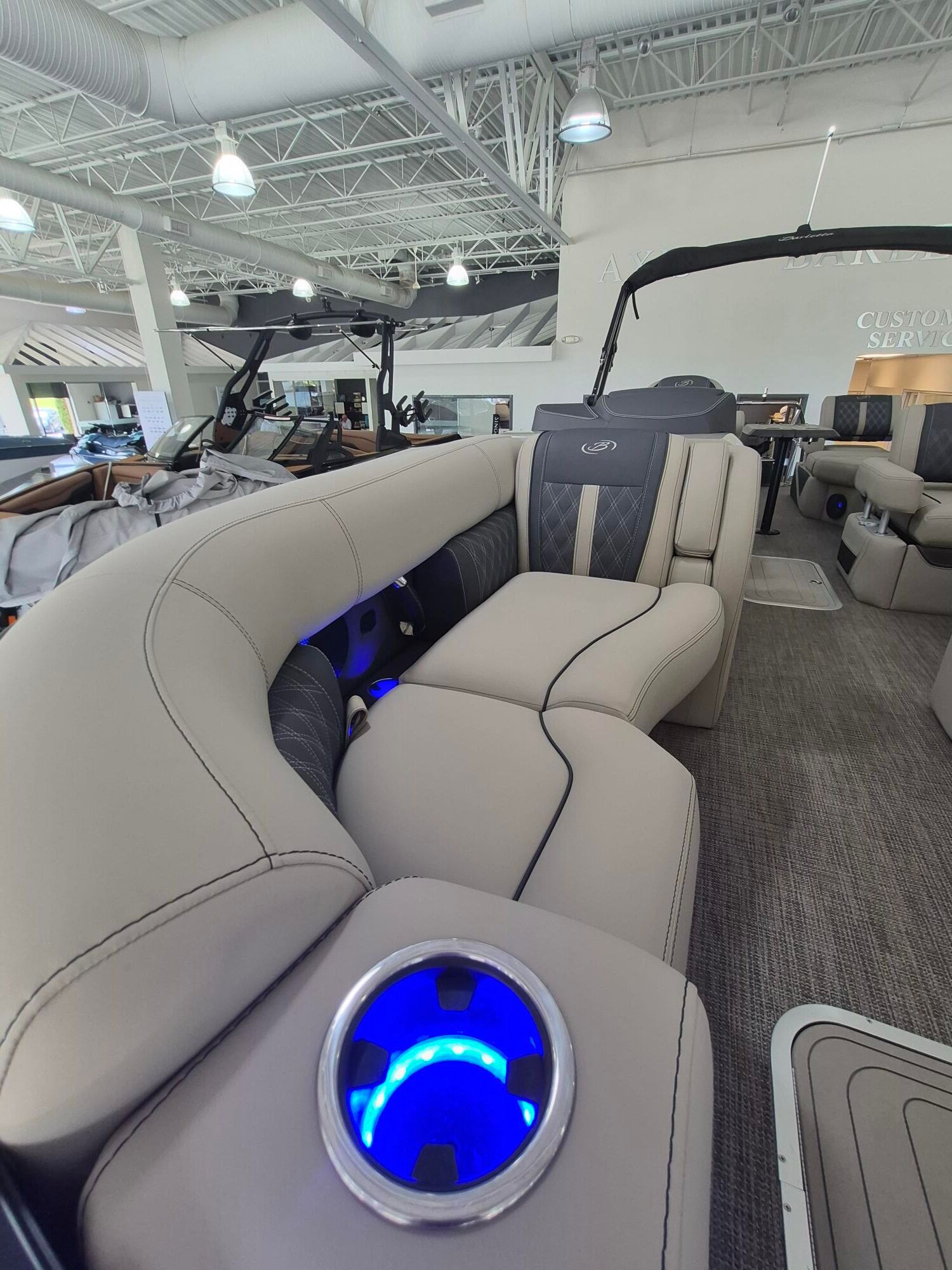 2023 BARLETTA L25M - Image 7
