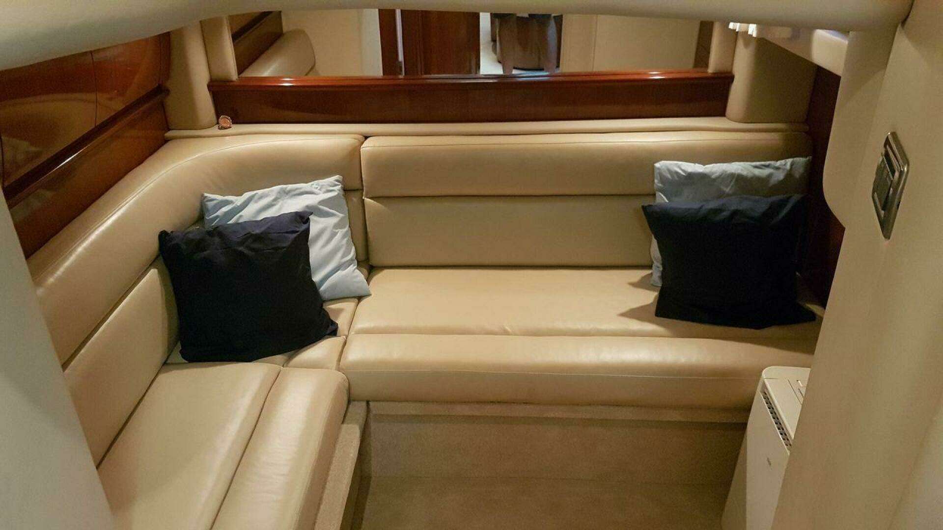 2004 Sea Ray 455 - Image 18