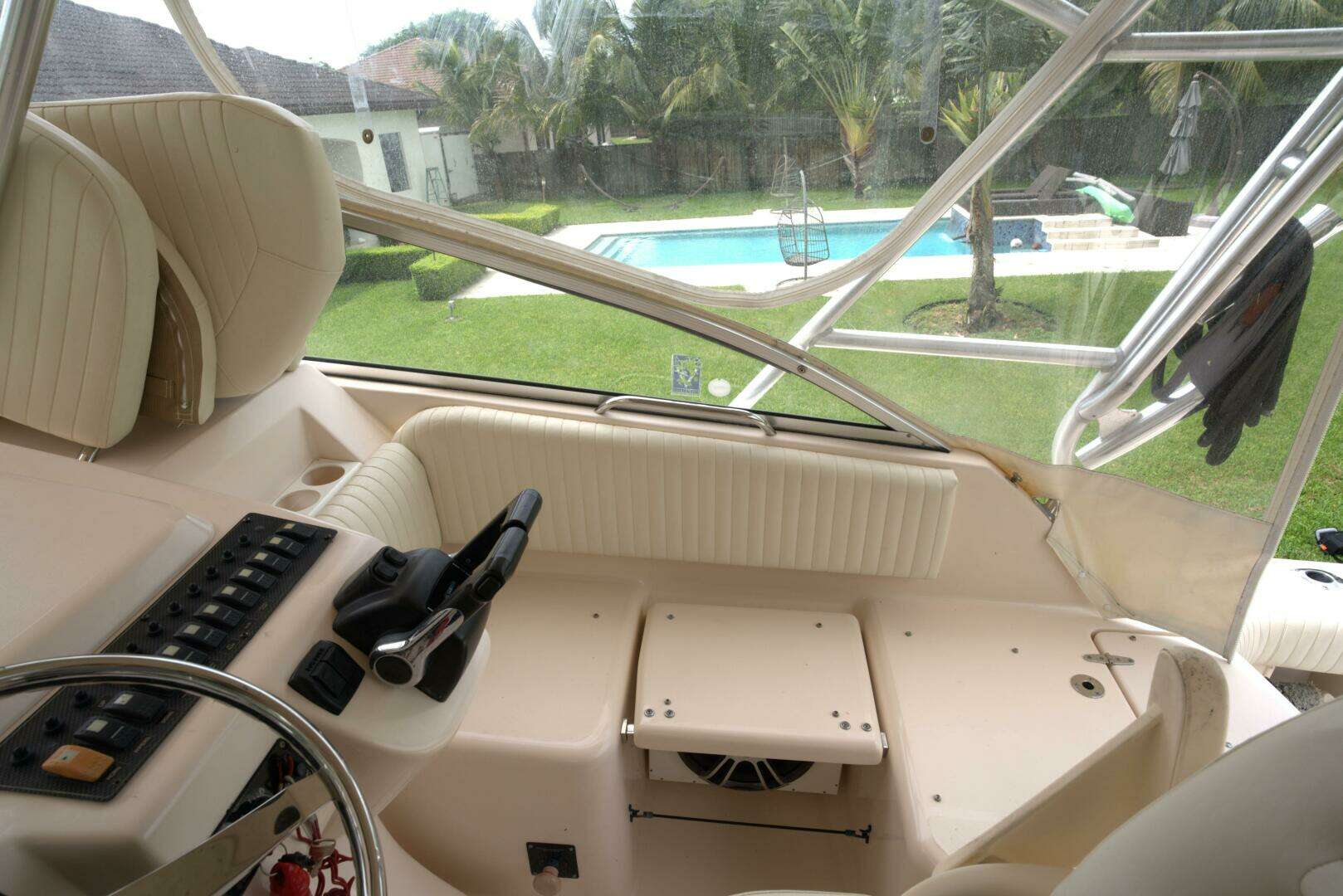 2007 Grady-White Express 330 - Image 14
