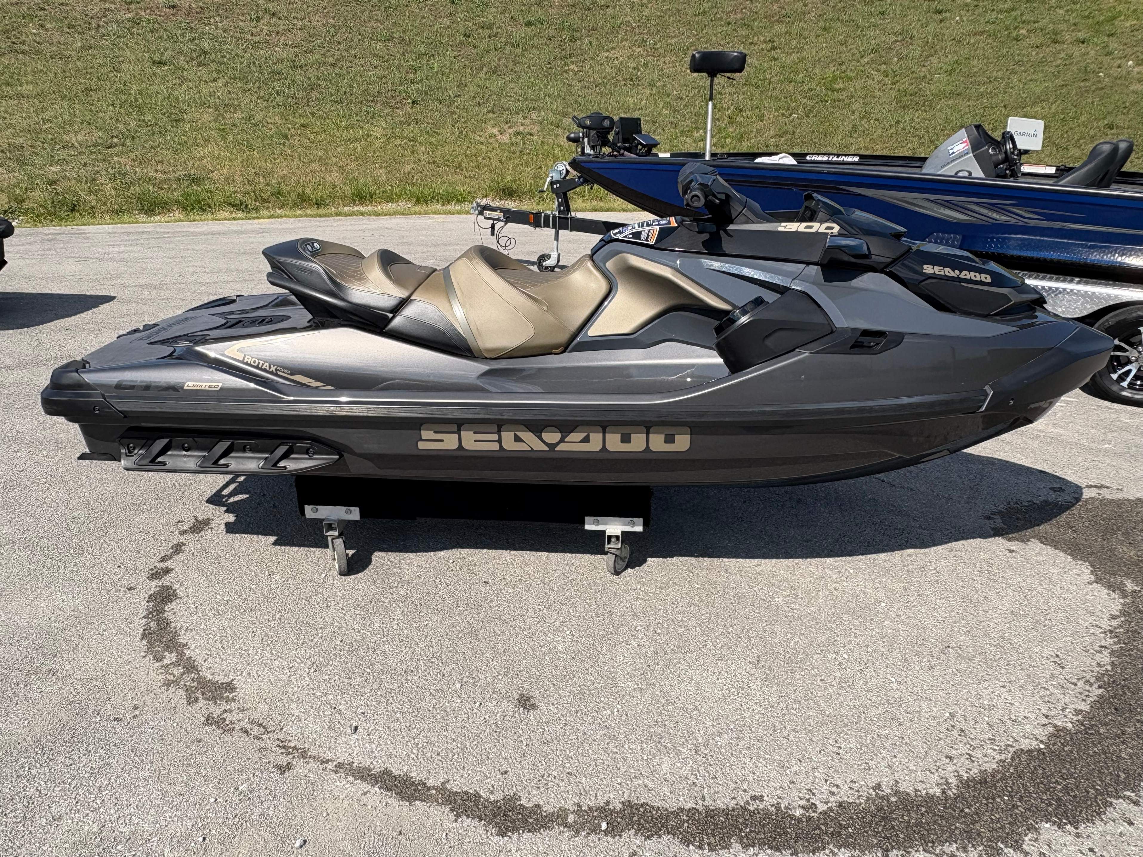 2022 Sea-Doo GTX Limited 300 iDF - 27