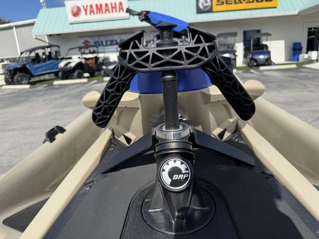 2025 Sea-Doo Wake - 11