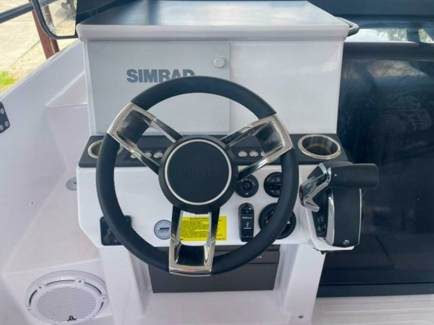 2024 Axopar 25 Cross Top - Image 8