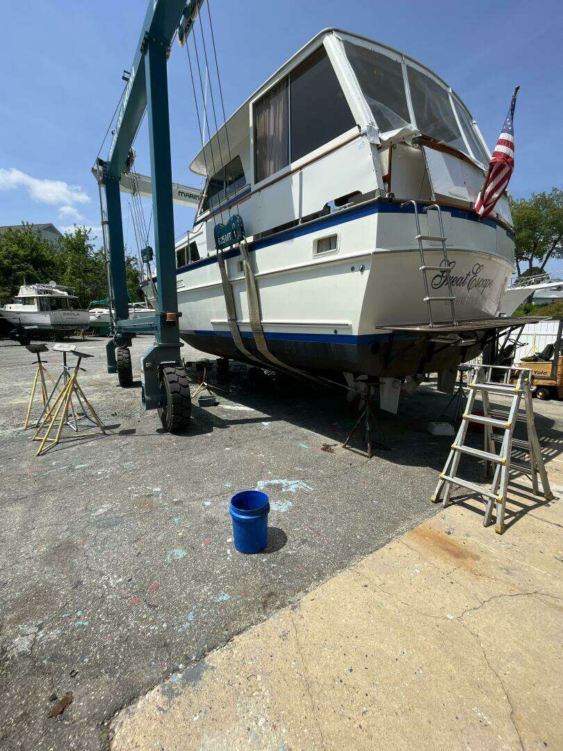 1972 Matthews 4 Flush Deck - Image 11