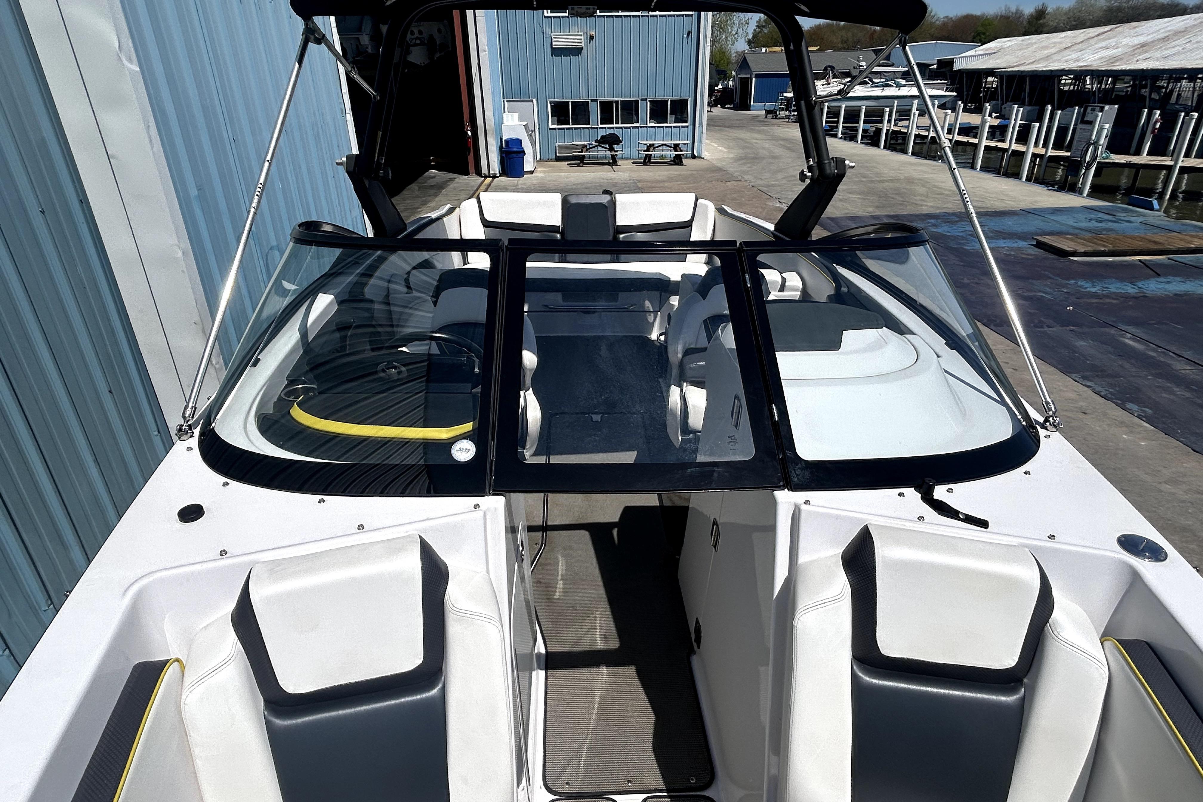 2017 Scarab 255 H.O. Impulse boat interior with sleek seating and modern design.