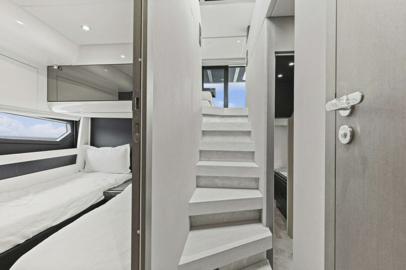 2020 Azimut S6 Sportfly - Image 50