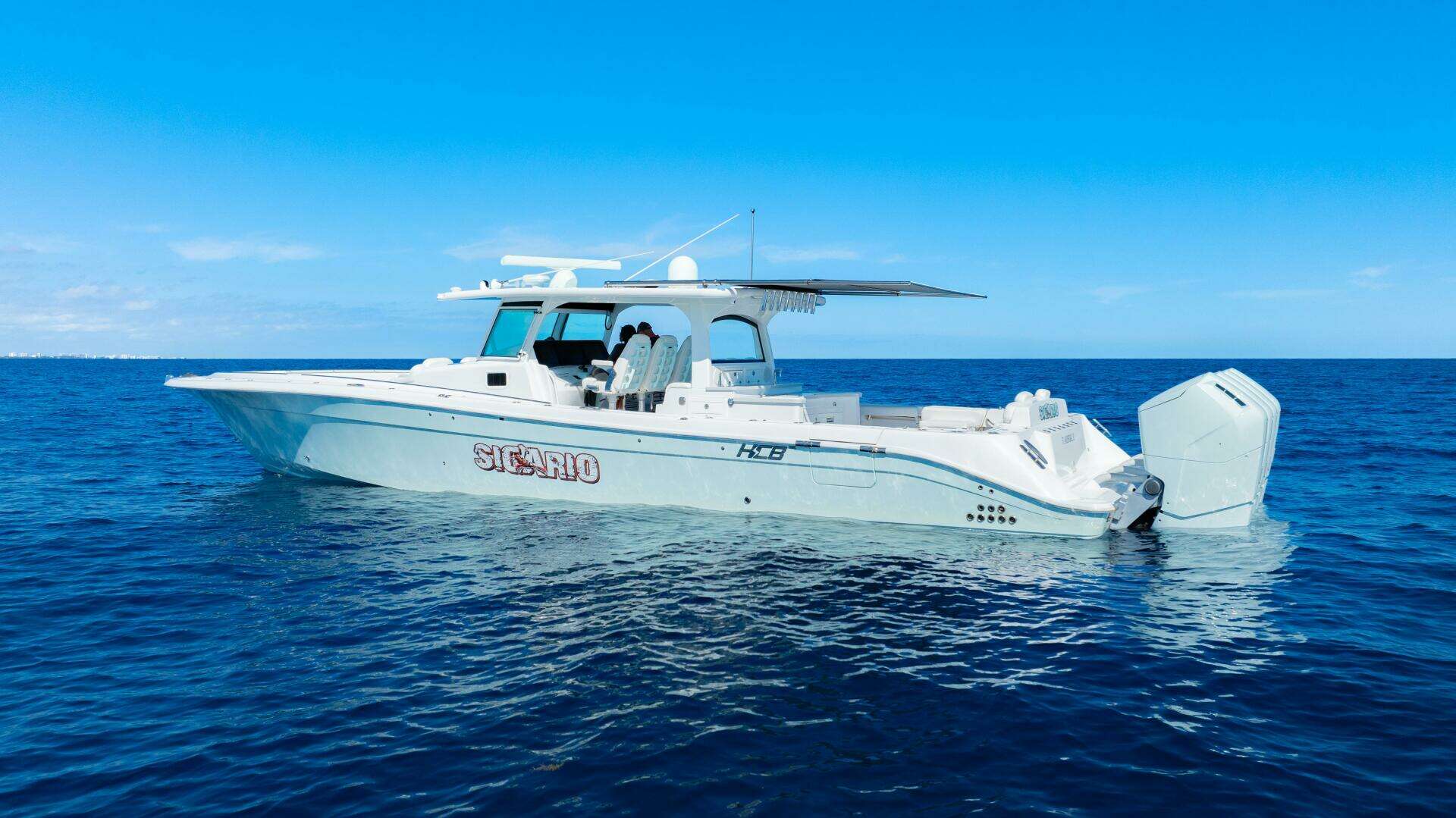 2024 HCB 53 Suenos RXV - Image 12