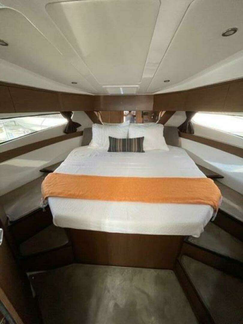 2026 Beneteau Antares 11 Fly - Image 19
