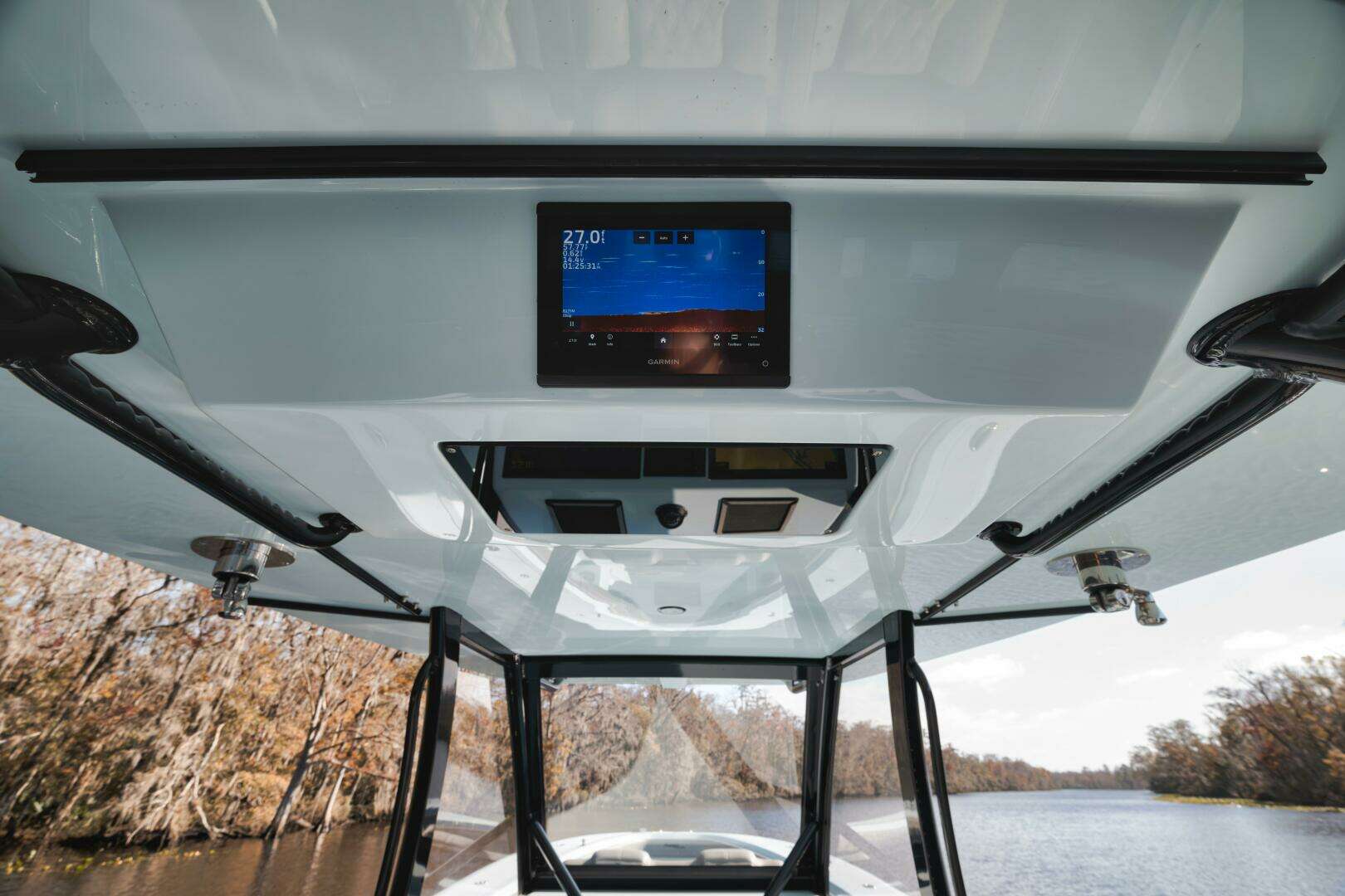 2026 Front Runner 39 Center Console - Image 22