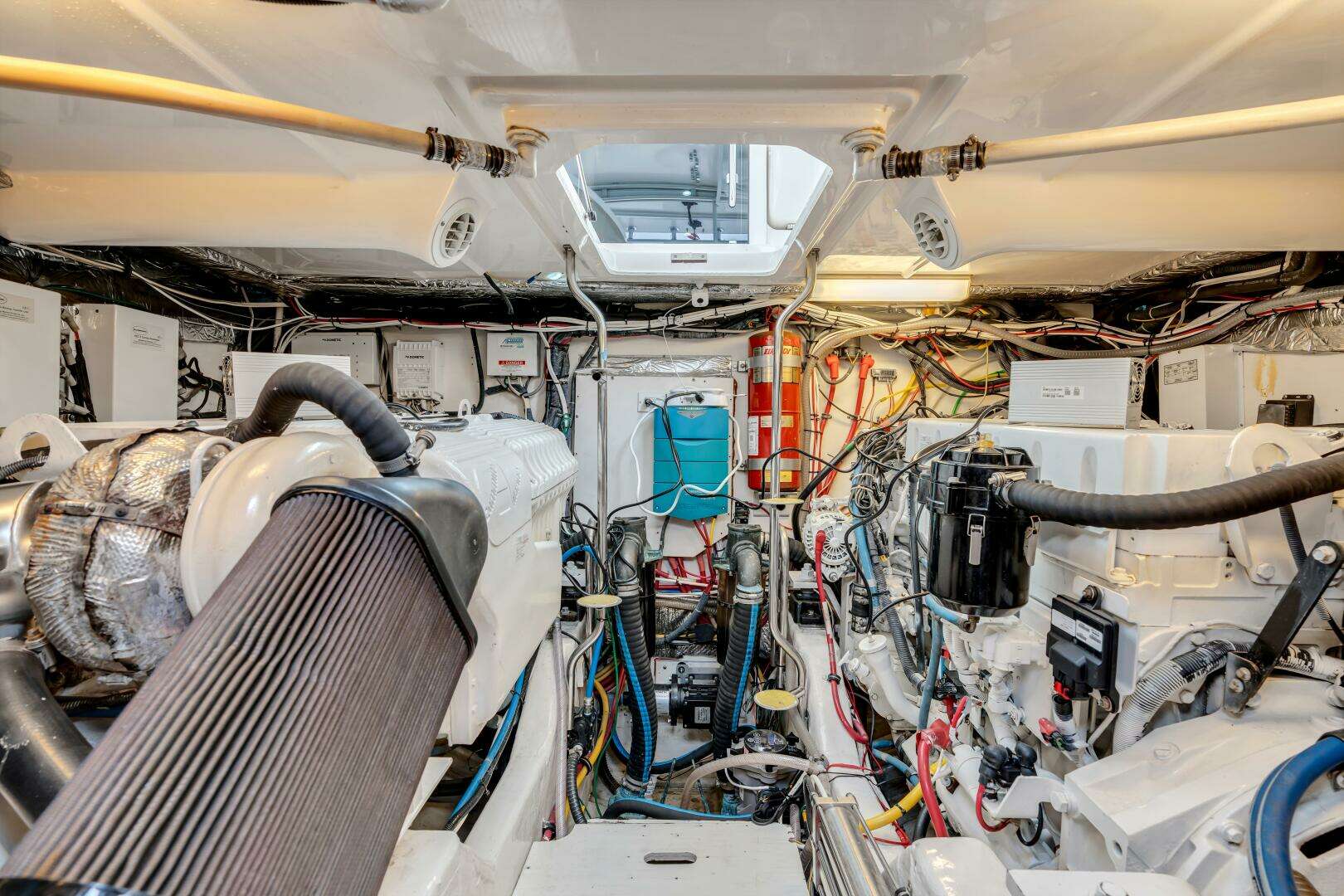 2006 Tiara Yachts 4200 Open - Image 43