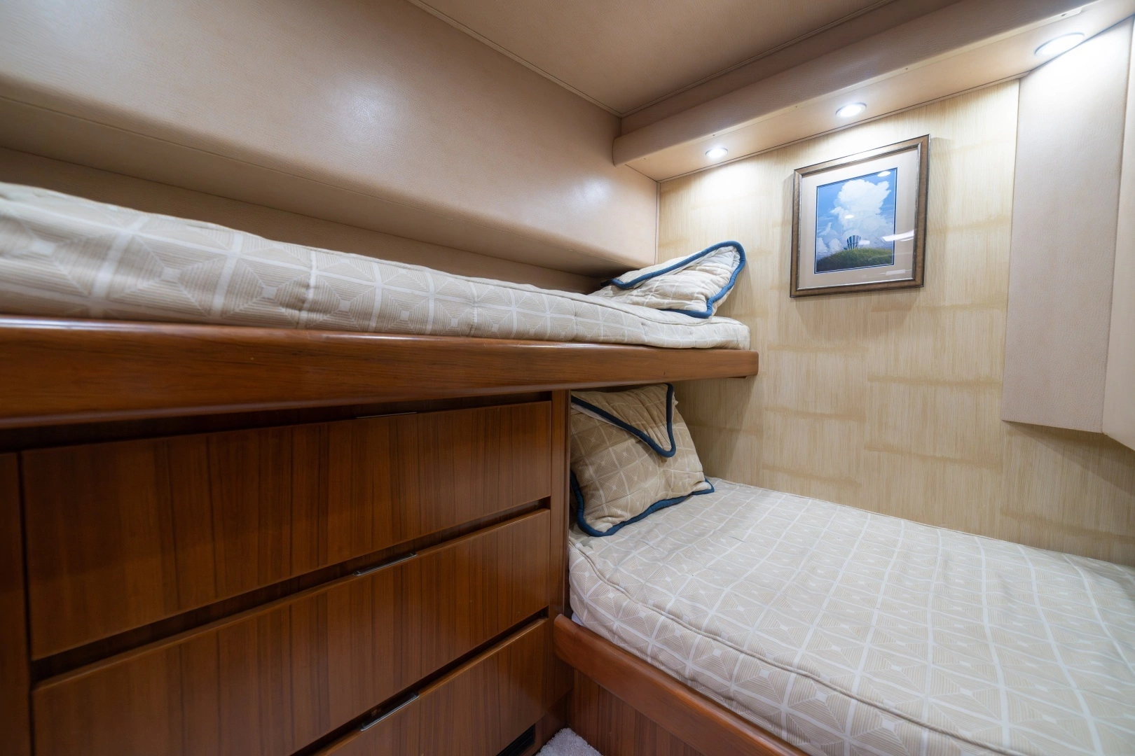 2012 Viking 60 Convertible - Image 60