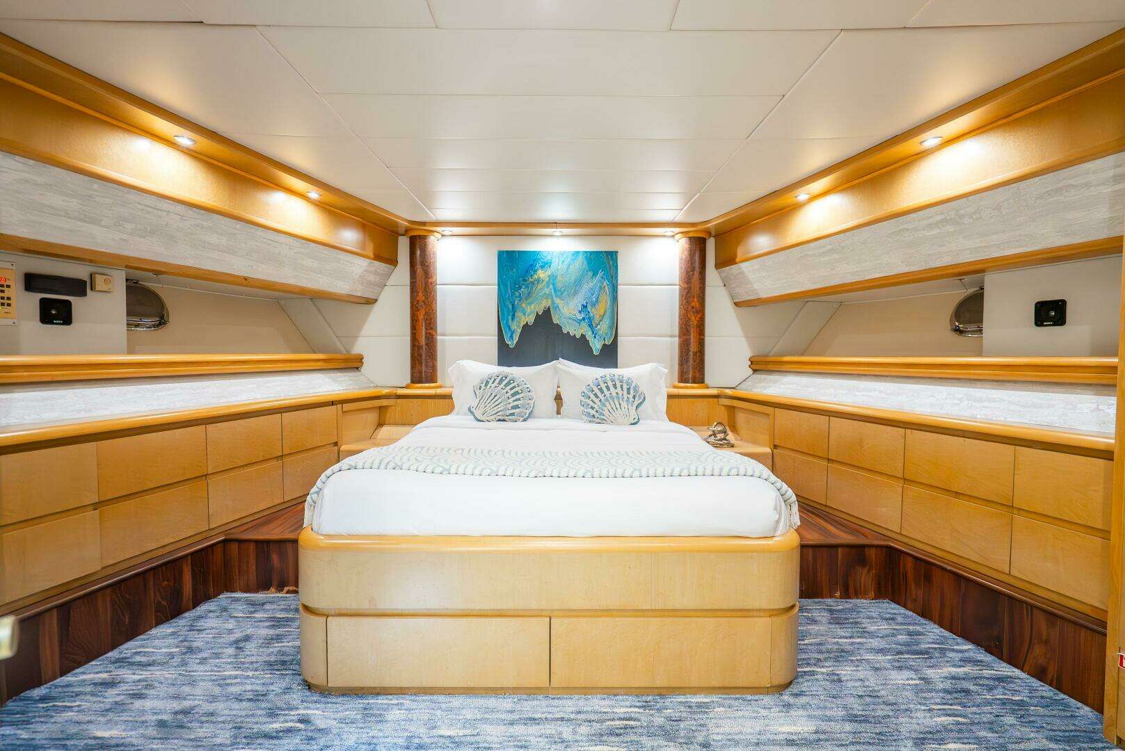 1991 Maiora Raised Pilothouse - Image 16