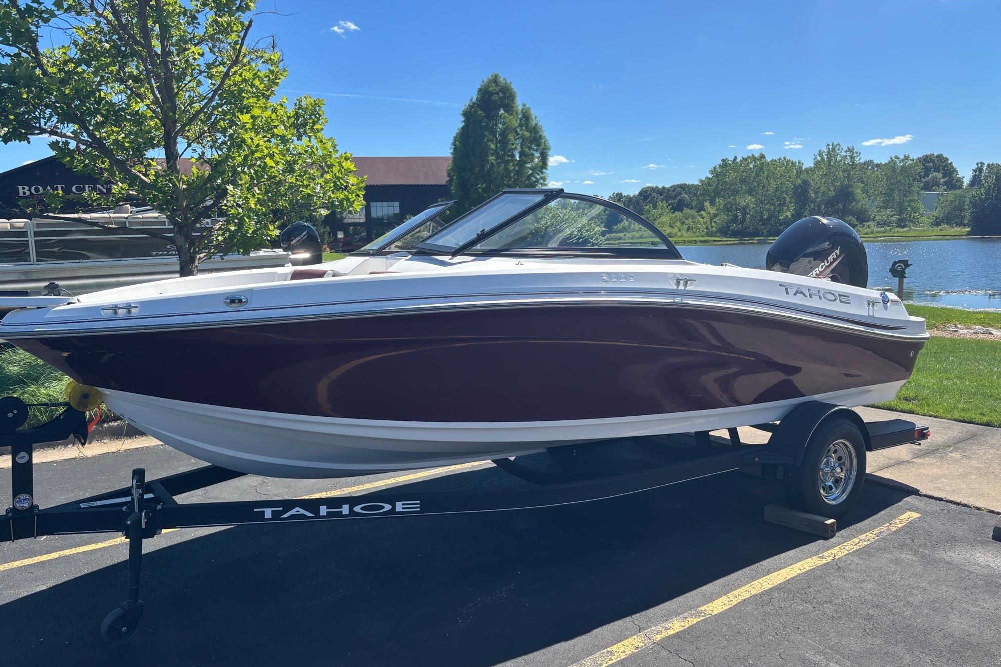 2024 Tahoe 200 S