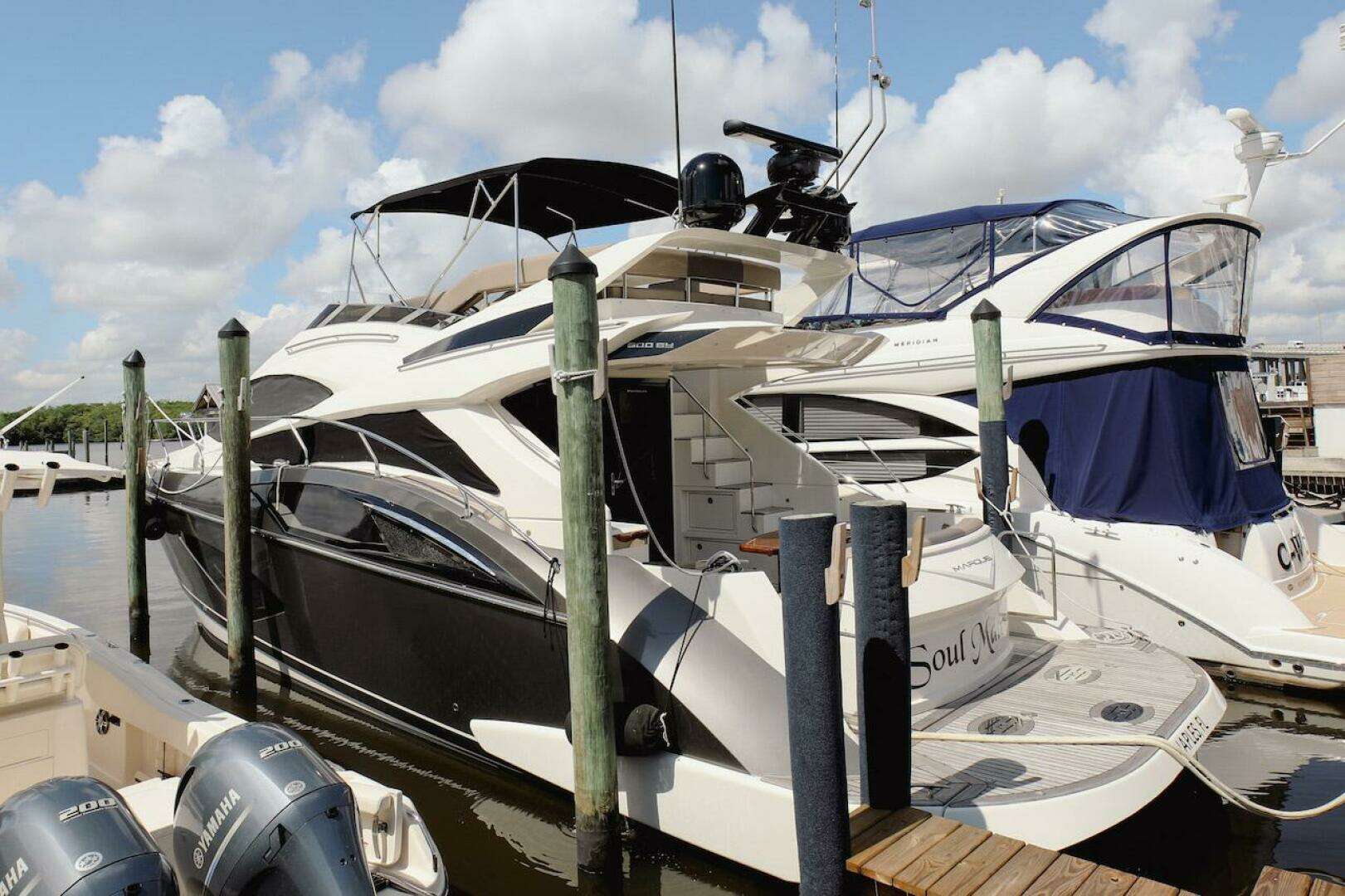 2017 Marquis 500 Sport Yacht - Image 8