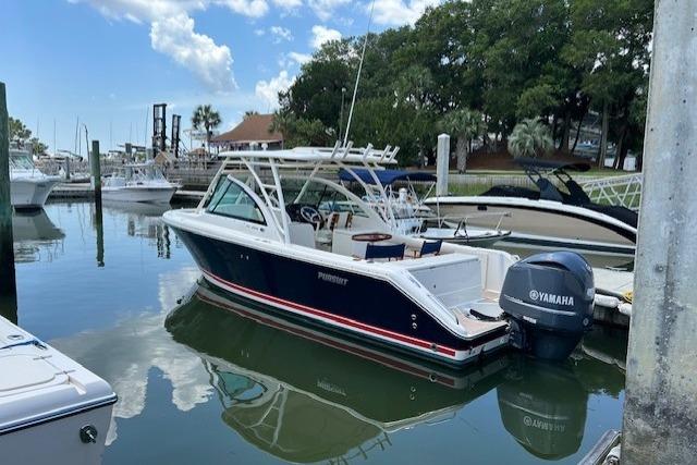 2013 Pursuit DC 265 Dual Console
