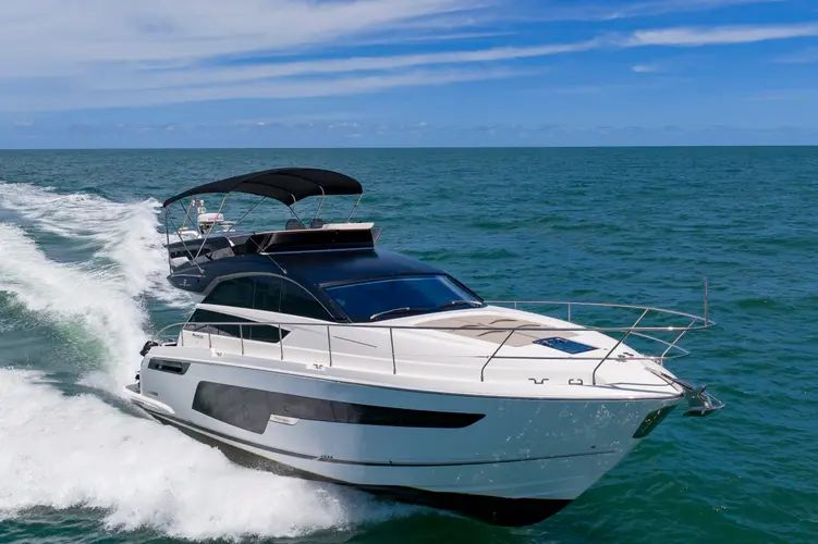 2023 Fairline Squadron 50