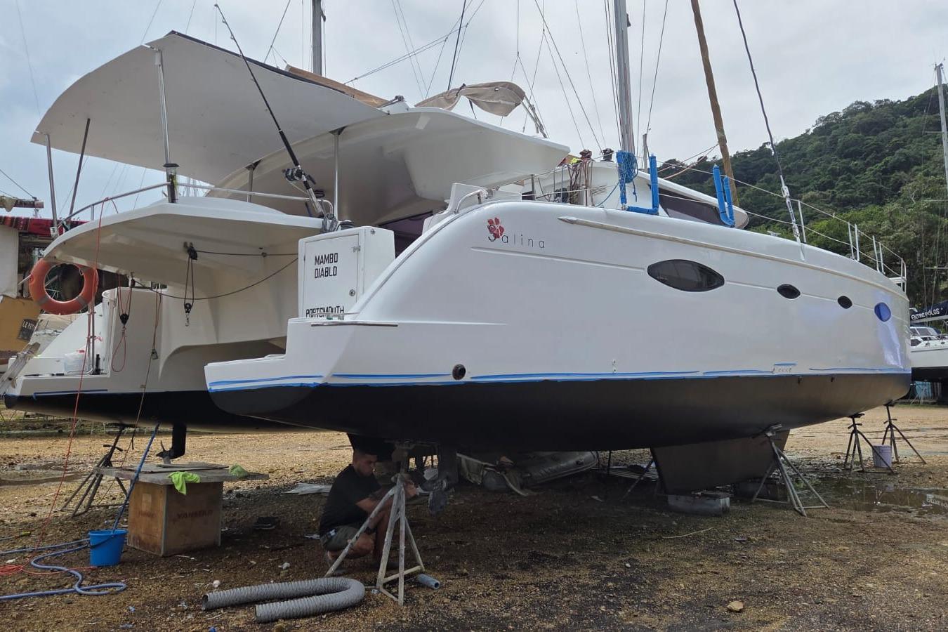 2007 Fountaine Pajot Salina 48