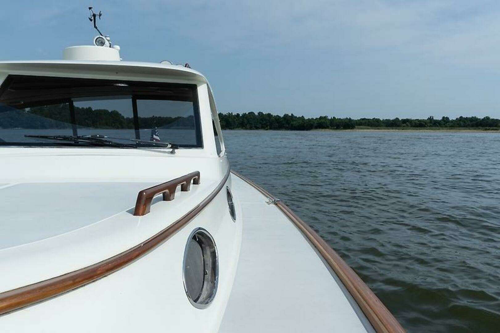2002 San Juan 38 - Image 7